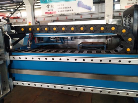 nuwe en hoë akkuraatheid Gantry Type CNC Plasma Sny Machine, staal plaat sny masjien china goedkoop