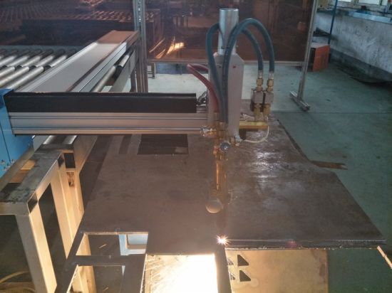 Goedkoop prys koper buis / yster pyp / vlekvrye staal pyp Taiwan CNC plasma snymasjien