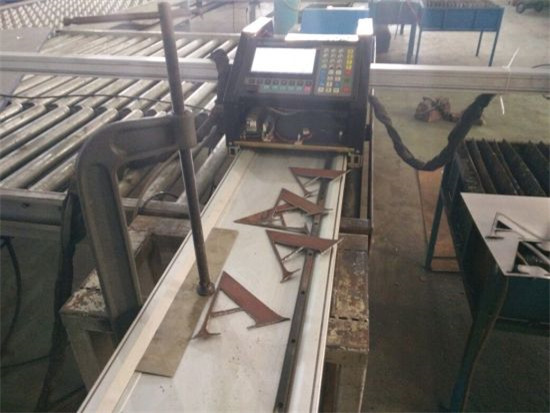 China vervaardiger CNC plasma snyer en vlam snymasjien gebruik vir gesny aluminium Stainless Steel / Iron / Metal